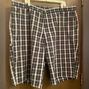 Dickies Mens Flat Front High Rise Plaid Casual Black Grey Shorts Size 44 (43x12)